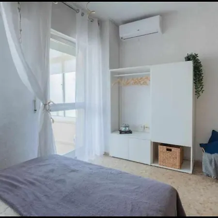 Cozy Studio Near The Beach Torremolinos Exterior photo